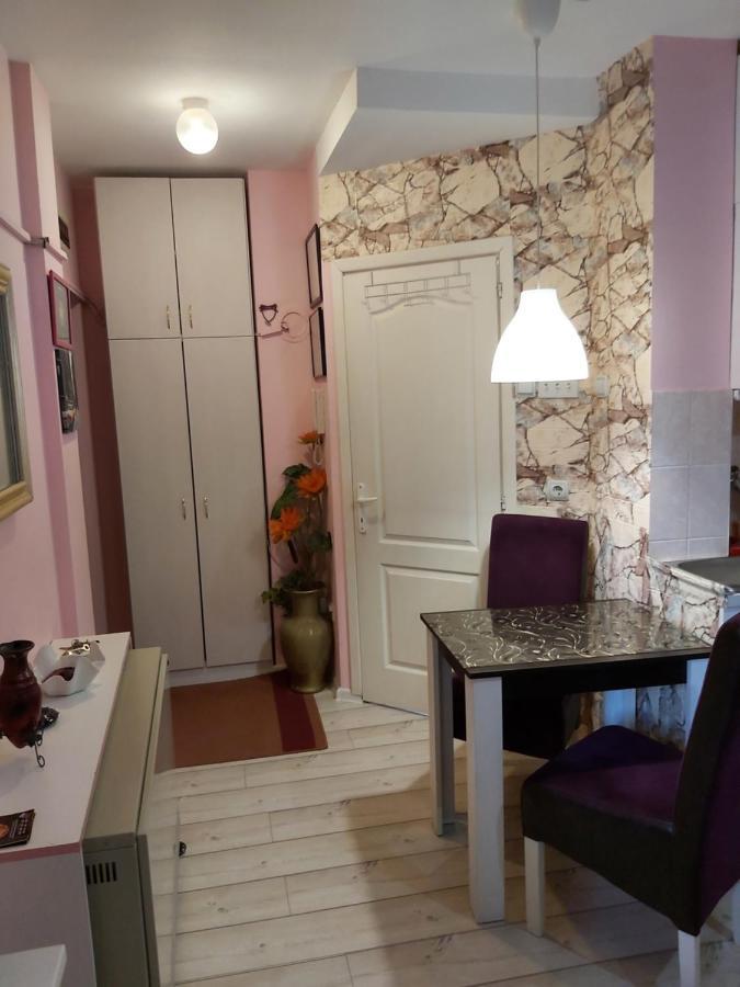 Keti 1 Apartamento Belgrado Exterior foto