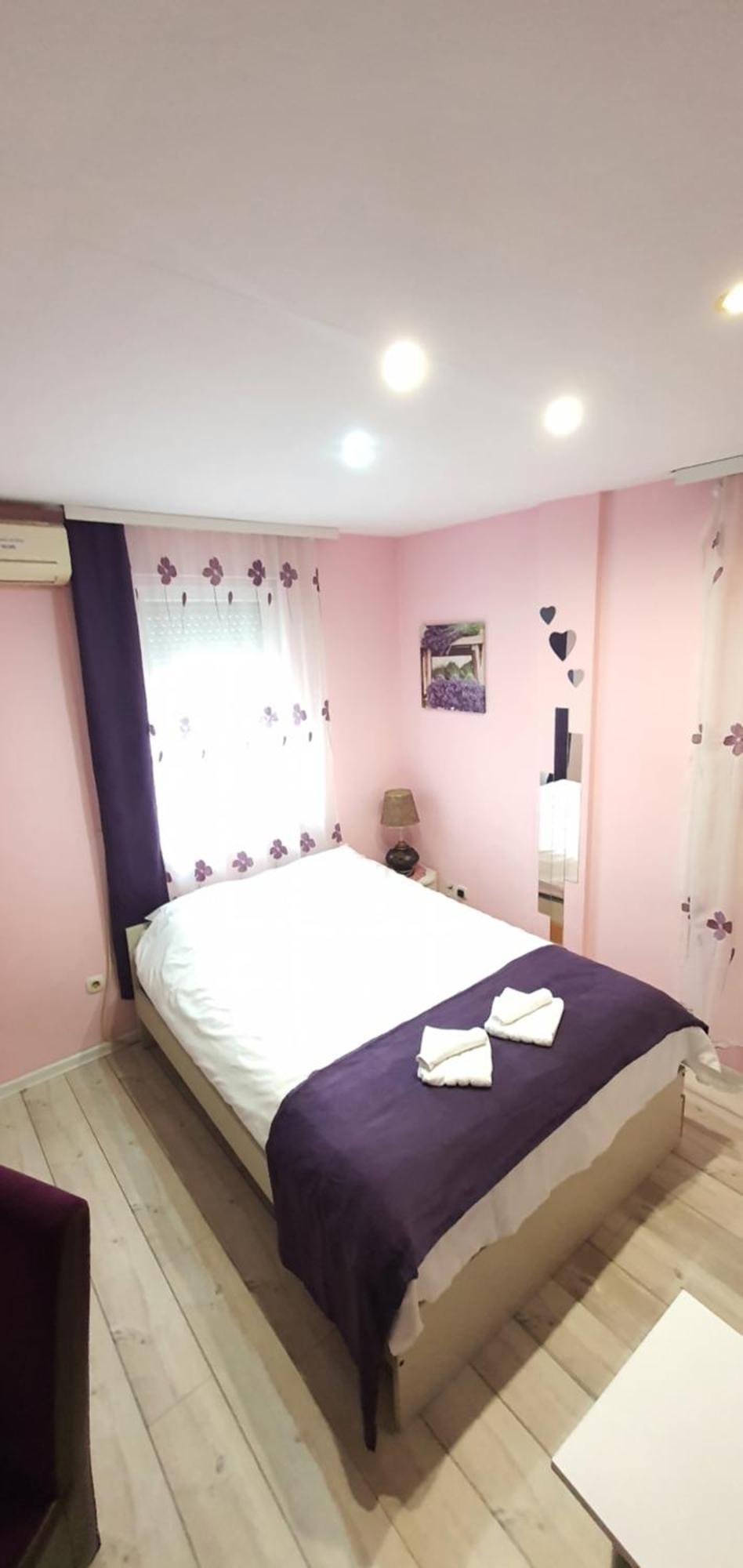 Keti 1 Apartamento Belgrado Exterior foto